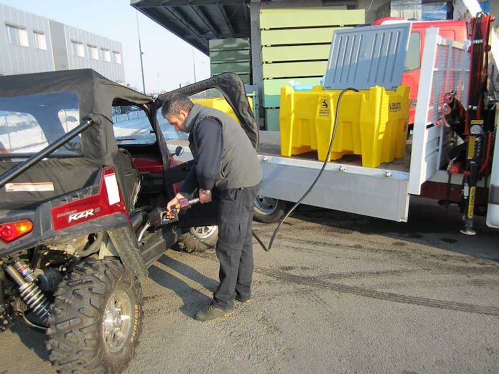 Carrytank 440 ДТ, электронасос 12В - 40 л/мин, 4 м шланг, пистолет-автомат