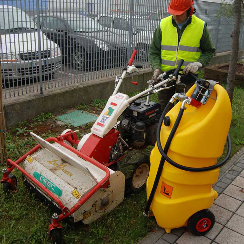 Emilcaddy 110 ДТ, электронасос 12В - 40 л/мин, 3 м шланг, механический пистолет